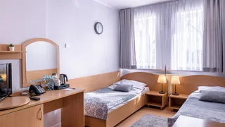 tailor-hotel-sport-and-conference-pokoj-1-osobowy-singel-standardowy-001.jpg